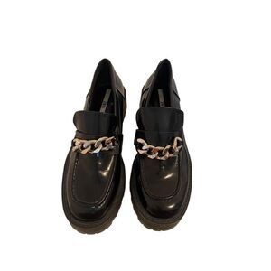 Zara Womens Black Slip On Faux Patent Leather Chain Lug Sole Loafers Size 41